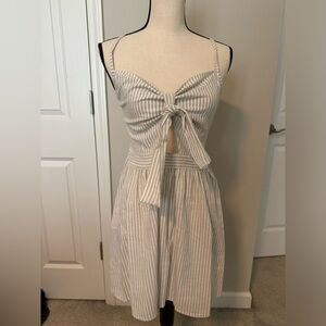 NEVER WORN striped beachy dress